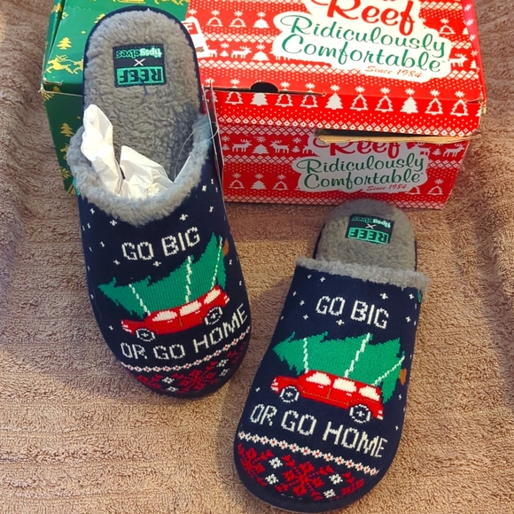 REEF/ Tipsy Elves Collab NIB 7 Slippers - Picture 1 of 9